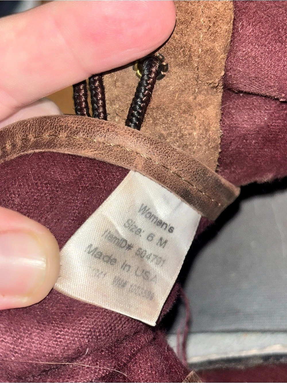L.L.Bean Bean Boots Duck Boots Suede Upper Burgundy Lined Made in Maine Women 6M - Picture 4 of 7